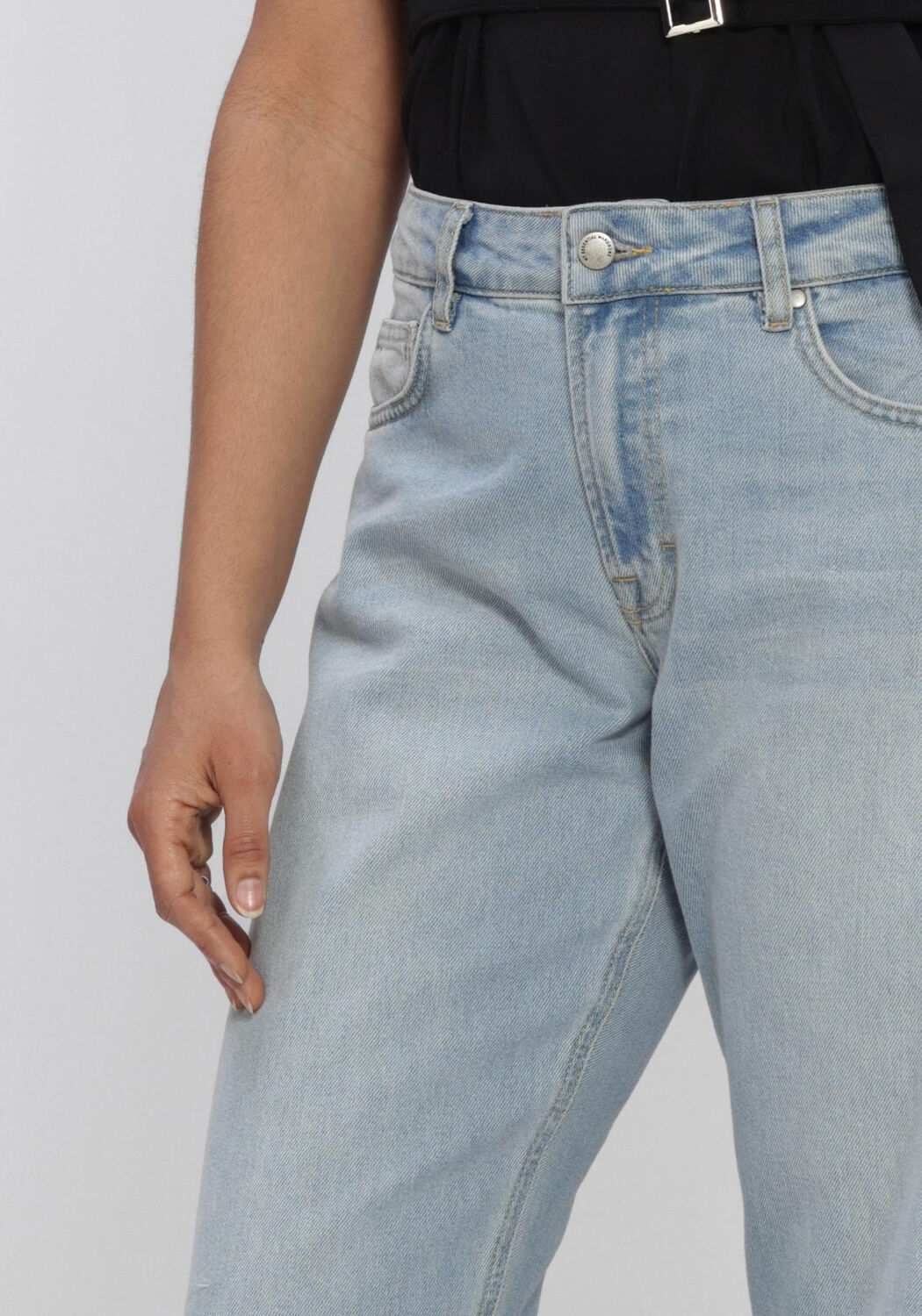 Lichtblauwe MY ESSENTIAL WARDROBE Barrel jeans BALOOMW 139 HIGH BARREL - large