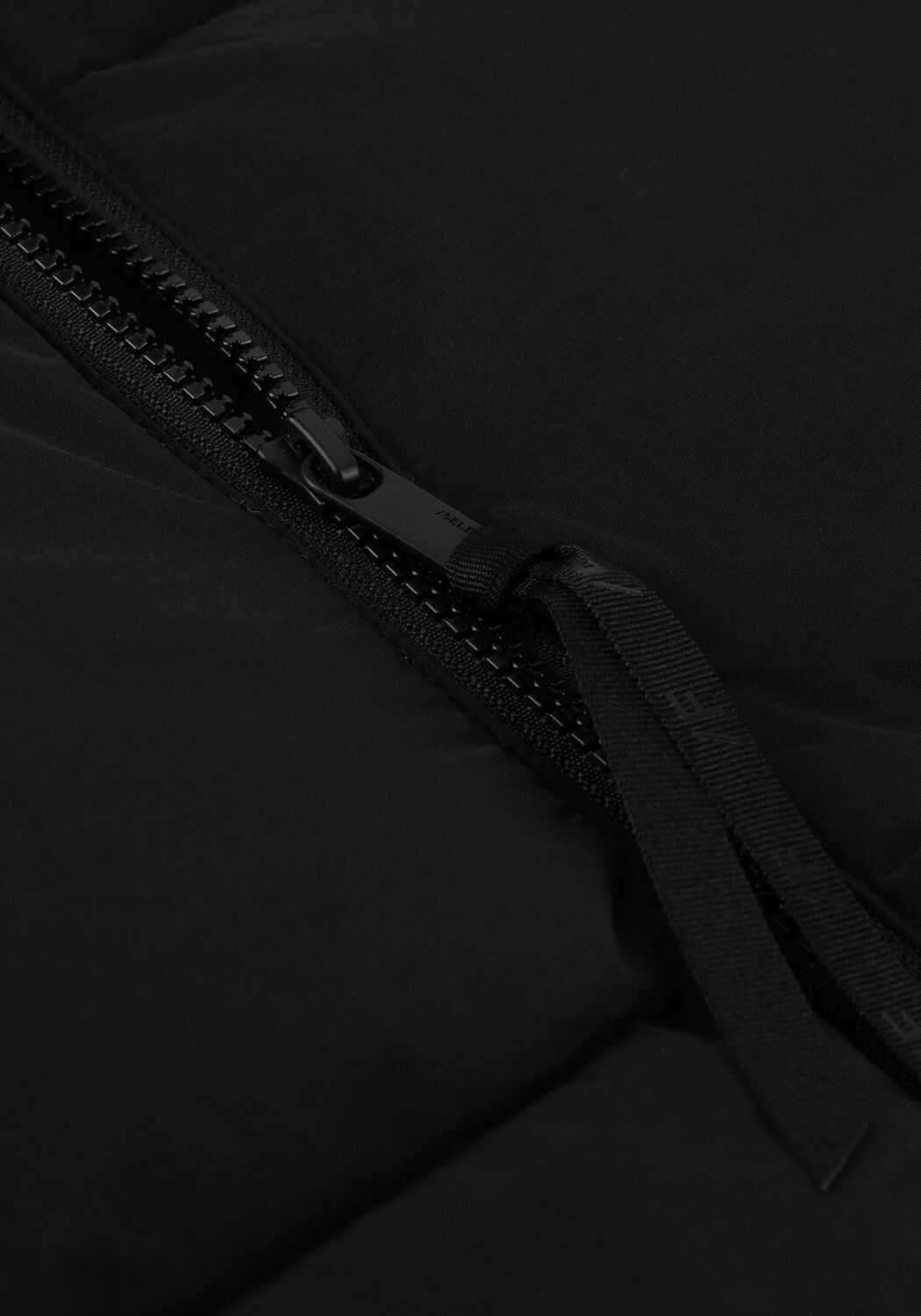 Zwarte SELECTED WOMEN Gewatteerde jas SLFJANINA LONG PUFFER COAT - large