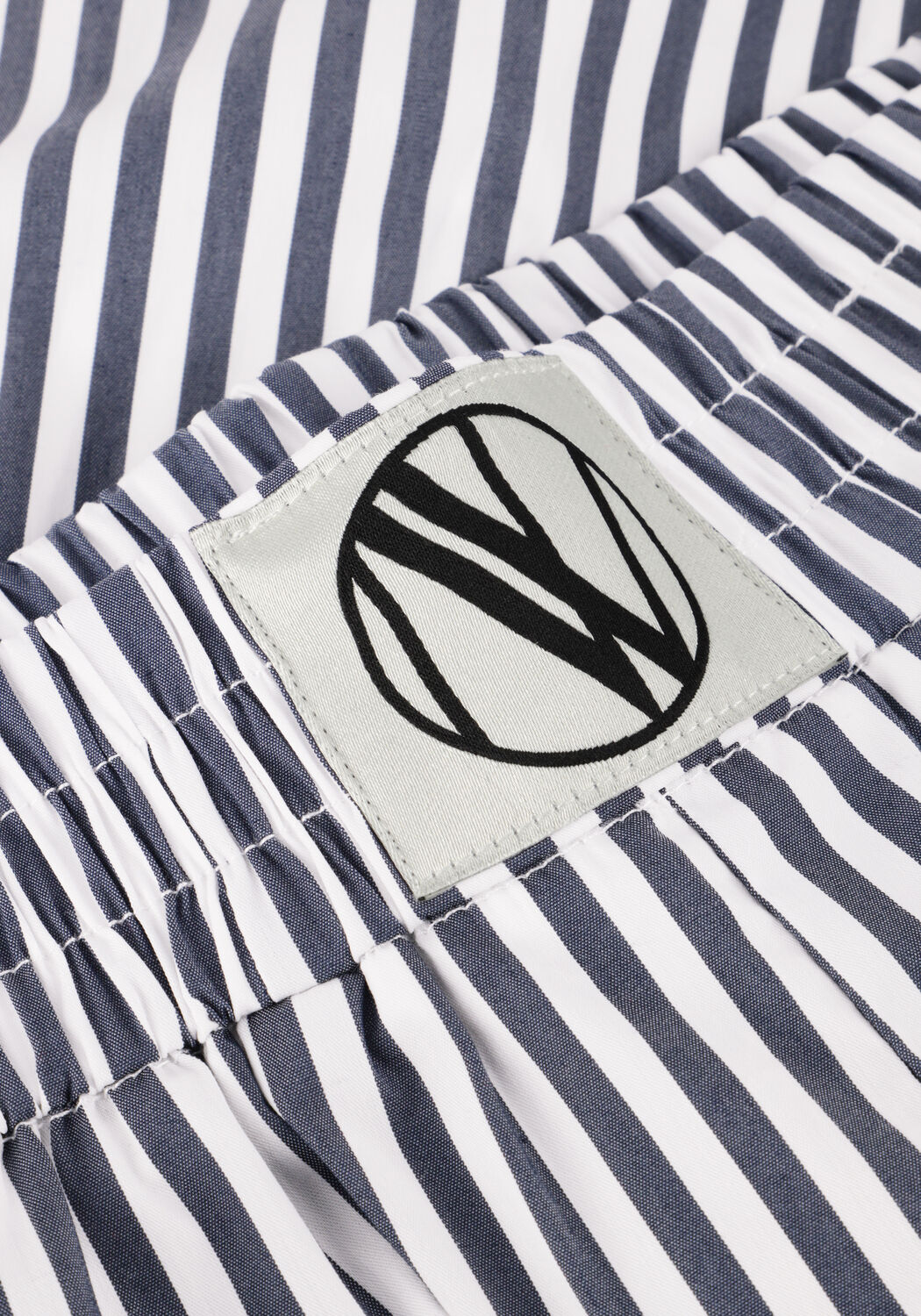 Donkerblauwe NOTRE-V Korte broek NV-FREJA - large