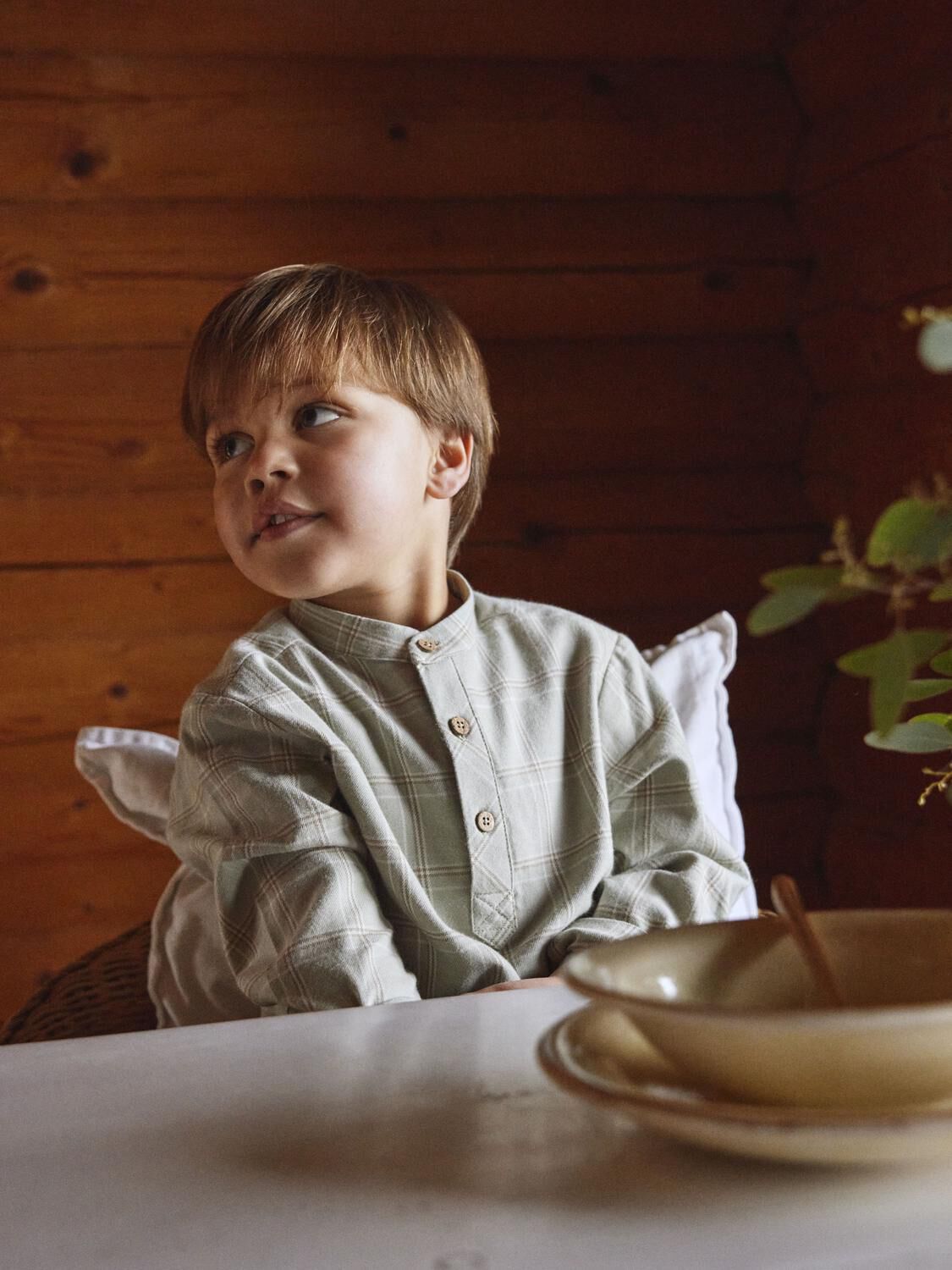 Olijf LIL' ATELIER Casual overhemd NMMODO LS NREG SHIRT LIL - large