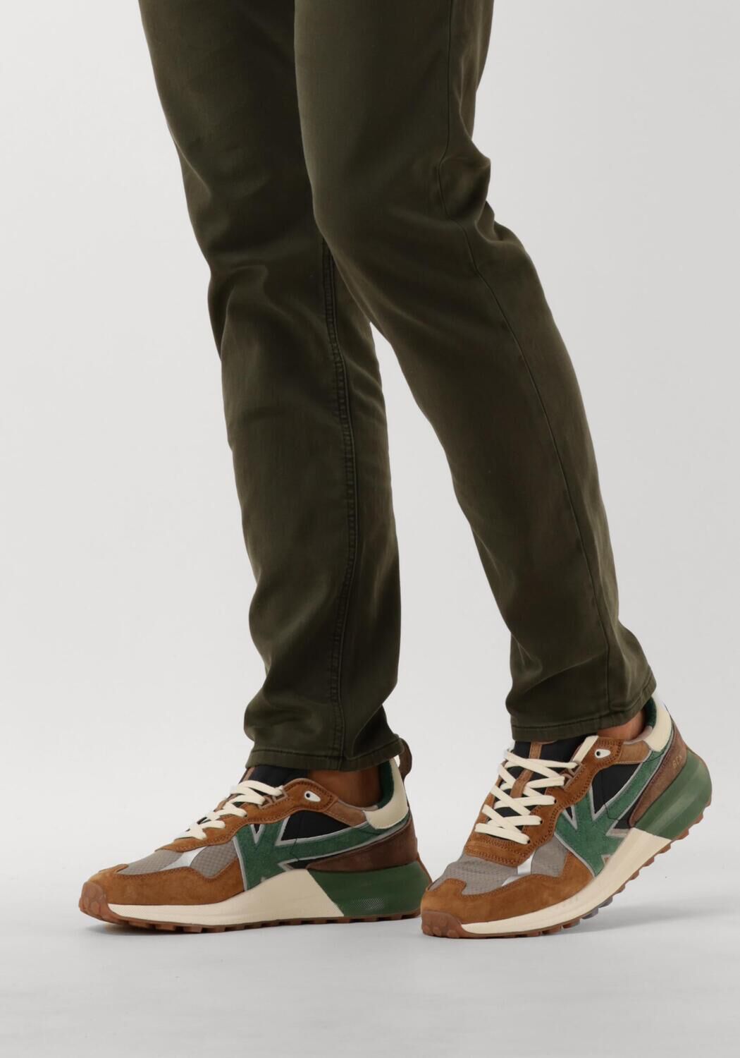 Cognac KAOTIKO Lage sneakers VANCOUVER EARTH MAN - large