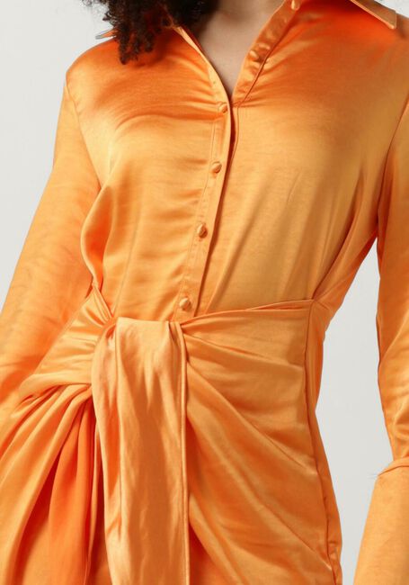 Oranje COLOURFUL REBEL Mini jurk METTE SATIN WRAP DRESS - large