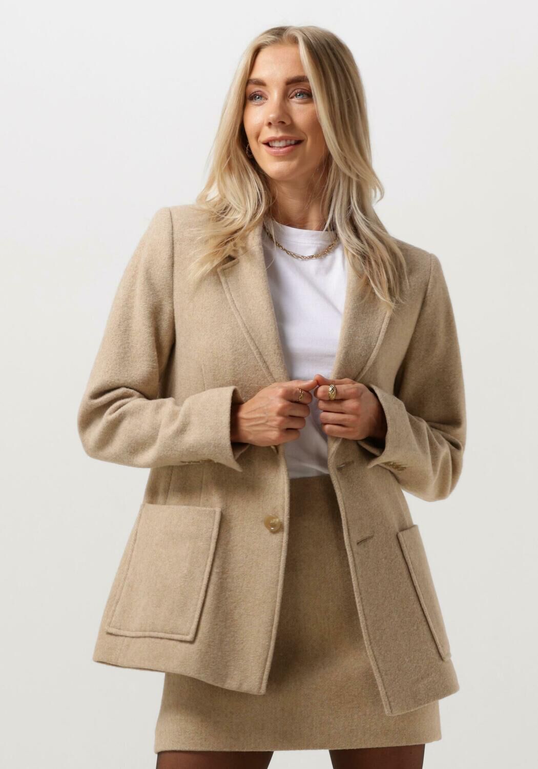 Beige sales wool blazer