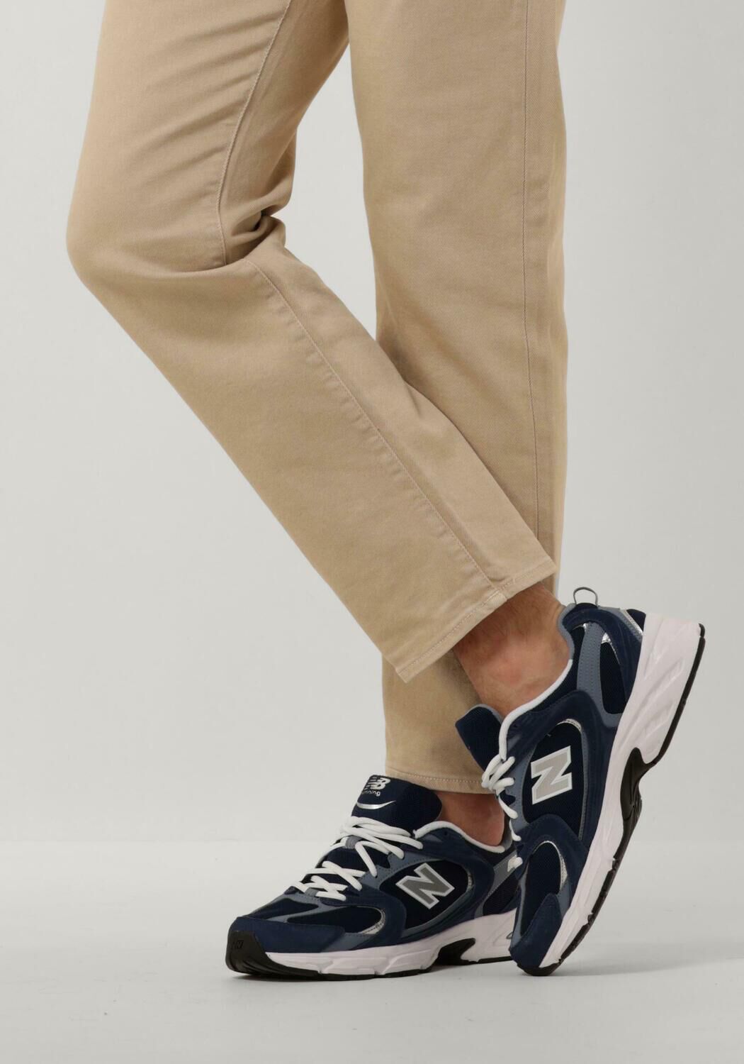 Blauwe NEW BALANCE Lage sneakers MR530 M - large