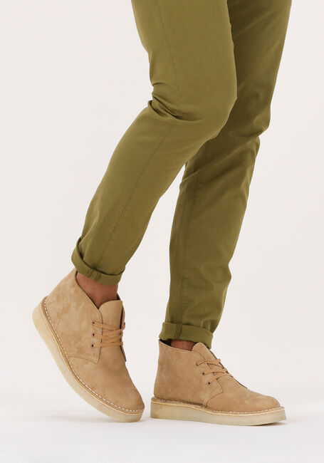 Camel CLARKS ORIGINALS Veterboots DESERT COAL - large