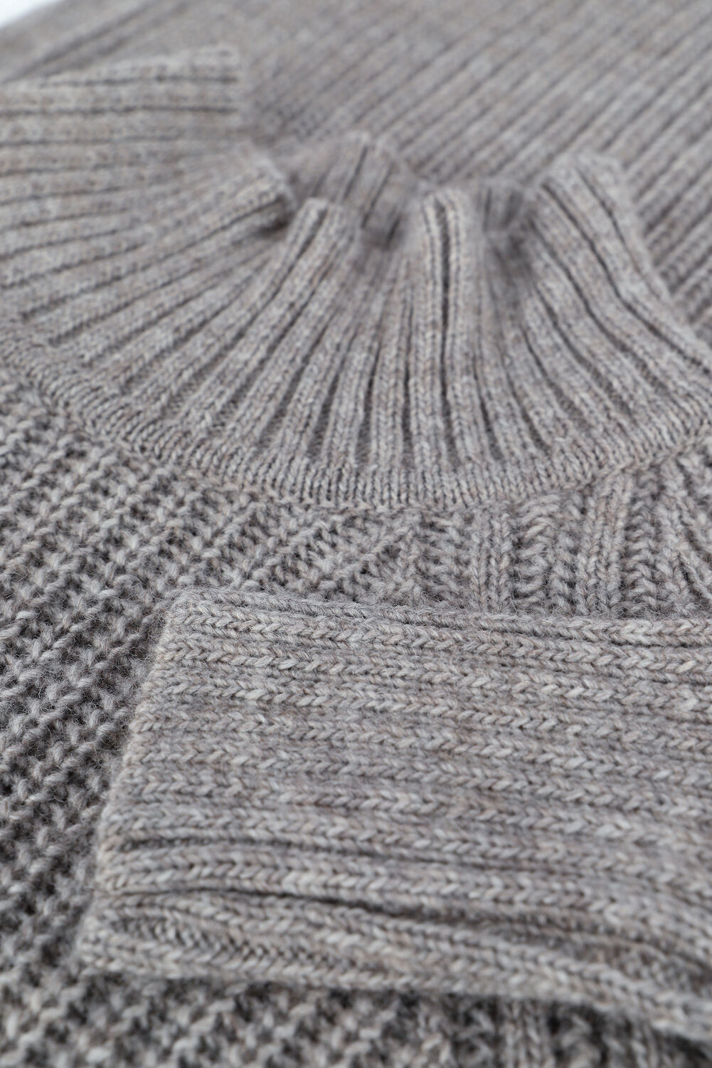 Grijze LEVETE ROOM Midi jurk GYMLA 7 - large