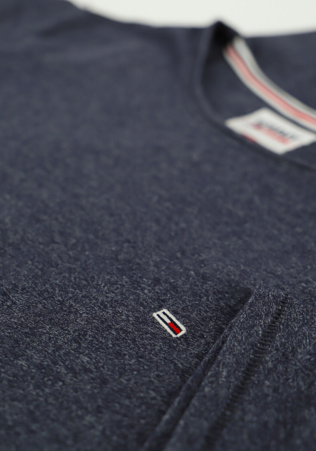 Lichtblauwe TOMMY JEANS T-shirt TJM SLIM JASPE C NECK - large