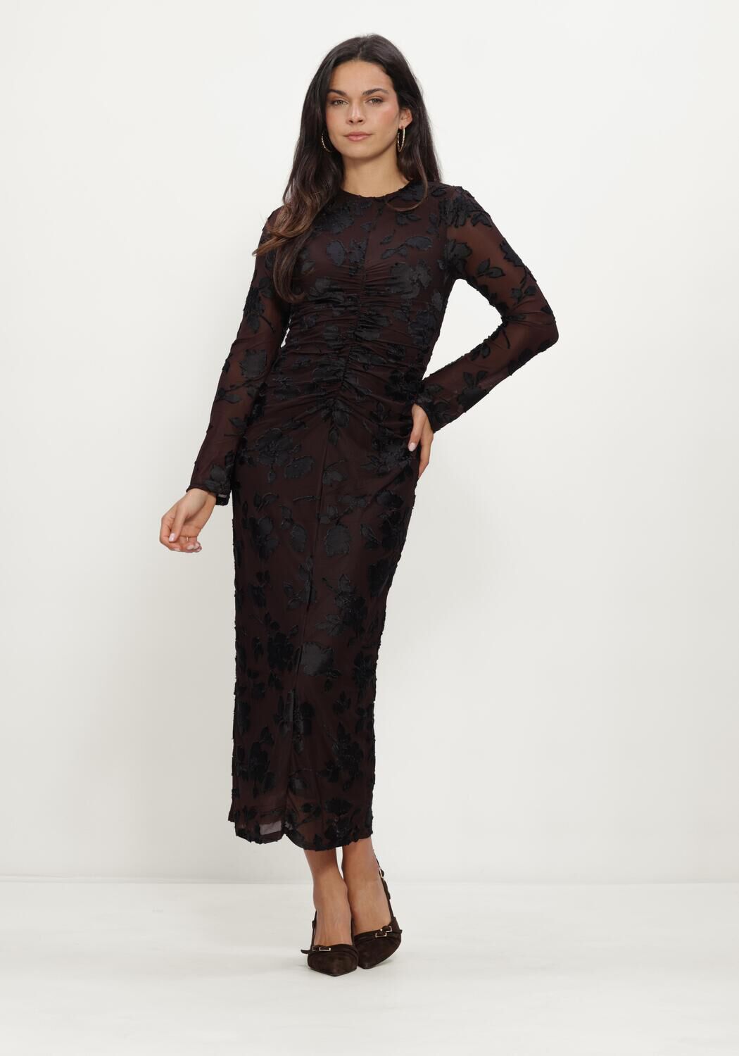 Bruine Y.A.S. Maxi jurk YASMARENA LS LONG DRESS S