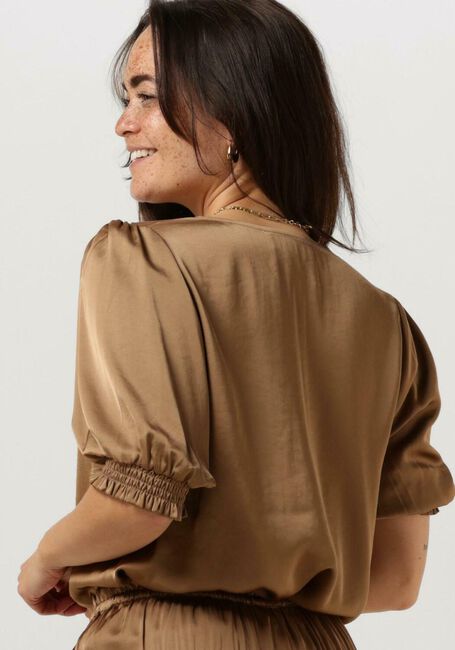 Camel MINUS Blouses SELVA V-NECK PUFF HALF SLEEVE BLOUSE - large