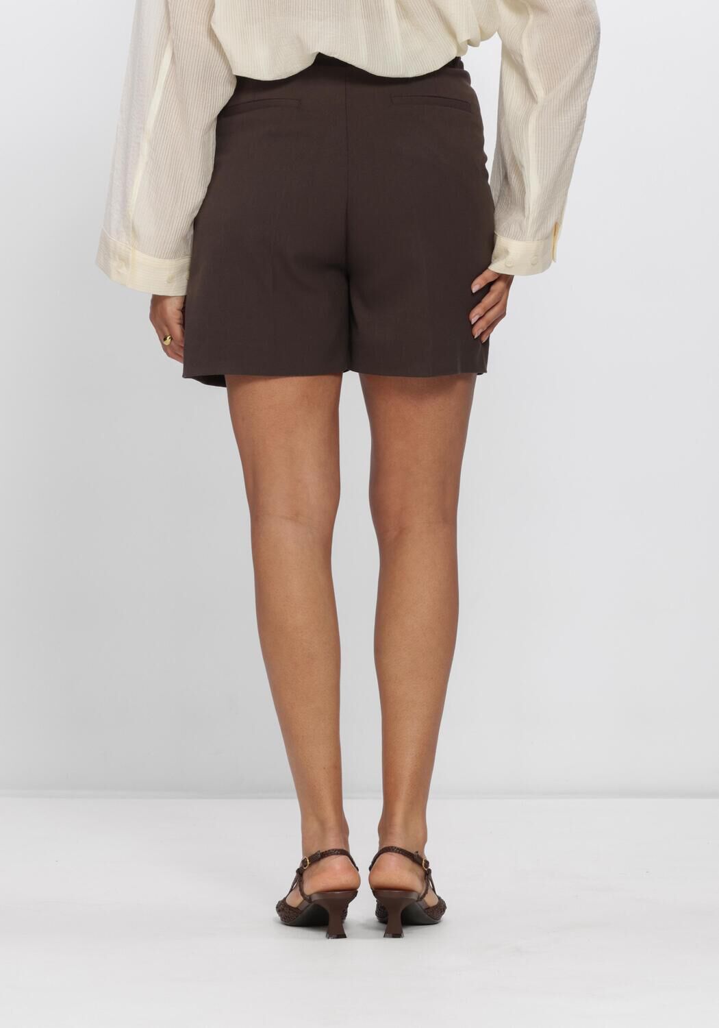 Bruine COPENHAGEN MUSE Korte broek CMTAILOR-SHORTS - large