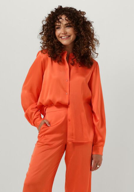 Oranje SELECTED FEMME Blouses SLFFRANZISKA LS SATIN - large