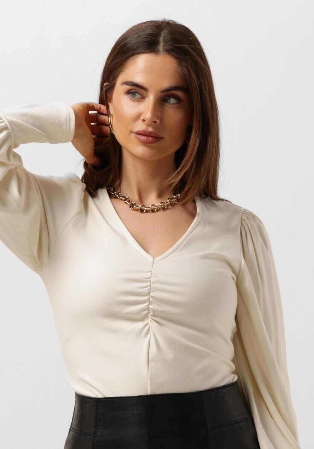 GESTUZ Dames Blouses Rifagz V-neck Blouse Beige