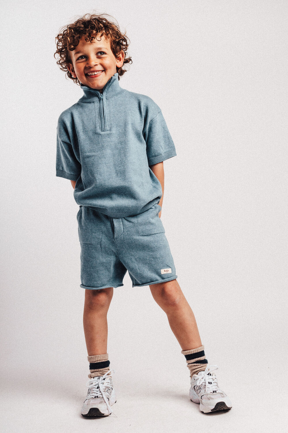 Blauwe BAJE STUDIO T-shirt FAYON - large