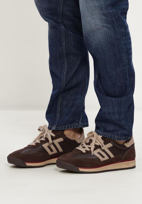 Bruine BACK70 Lage sneakers JOGGER - large