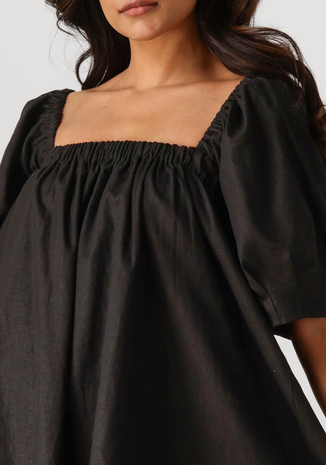 GESTUZ Dames Jurken Elarahgz Linen Short Dress Zwart