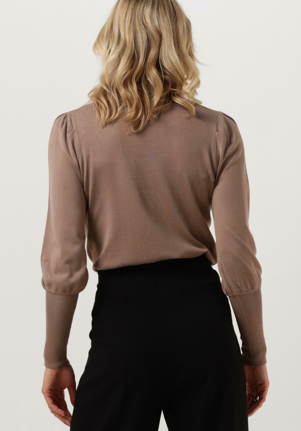 NOTRE-V Dames Truien & Vesten Basic Knit Blouse Camel