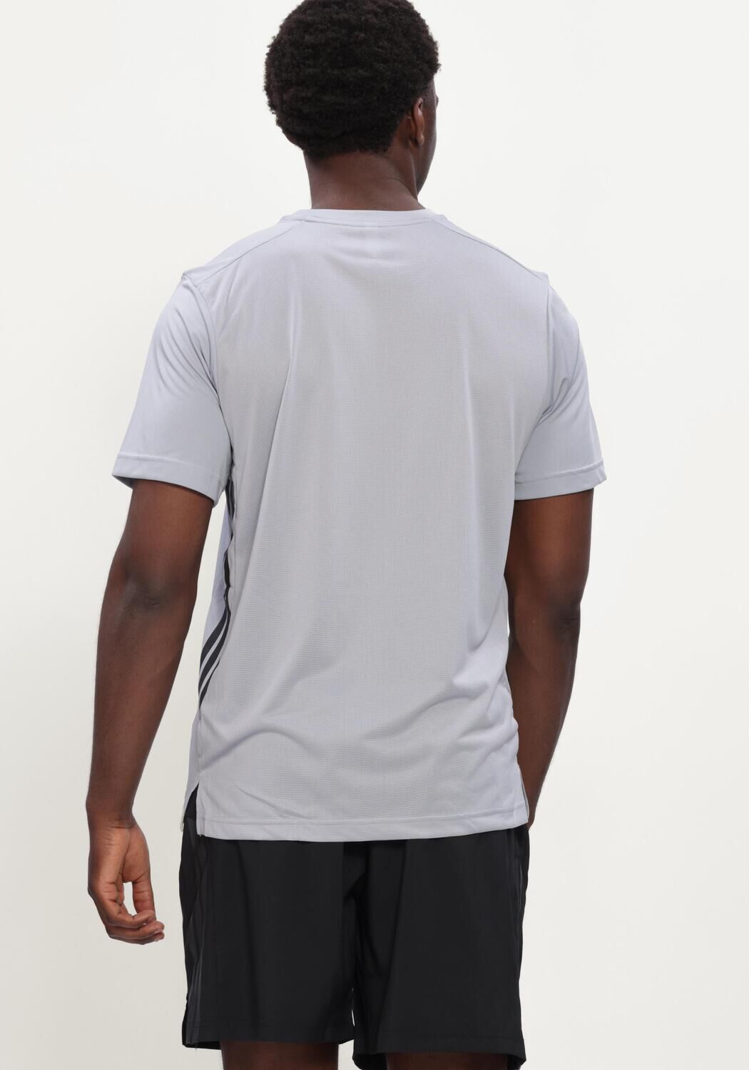 Lichtgrijze ADIDAS T-shirt TECHESS 3S TEE - large