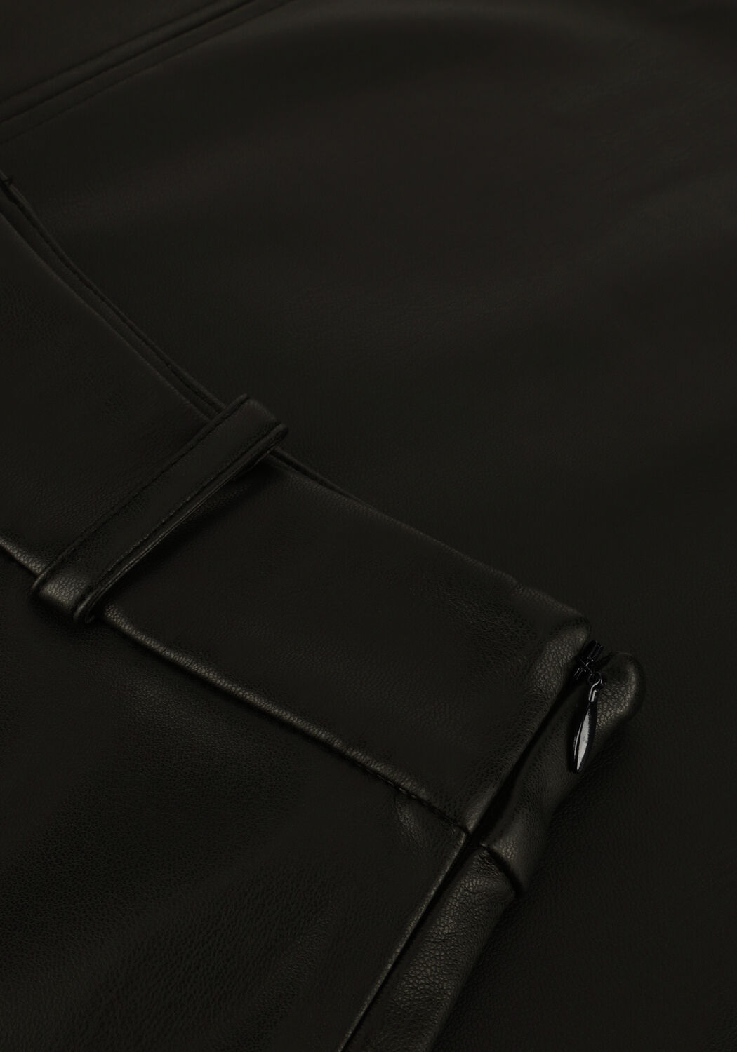 Zwarte BRUUNS BAZAAR Midirok VEGANI IMMA SKIRT - large