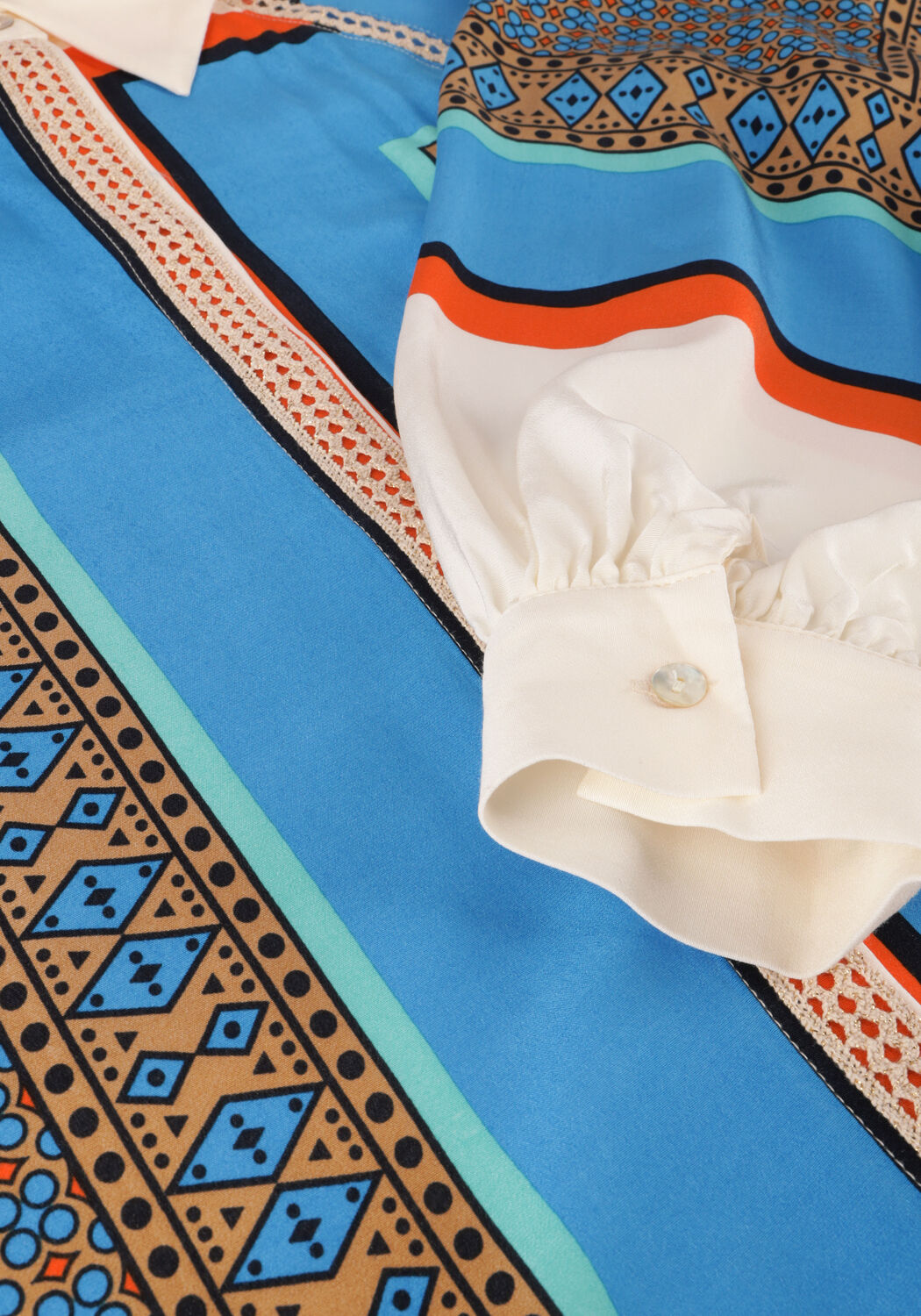 Bruine NUKUS Blouses TATUM BLOUSE - large