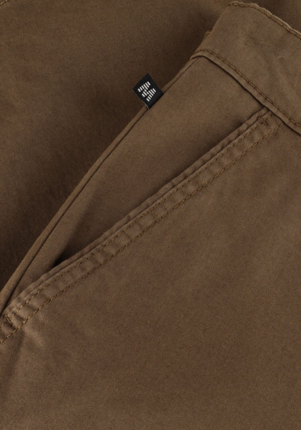 Bruine MATINIQUE Korte broek MATHOMAS SHORT - large