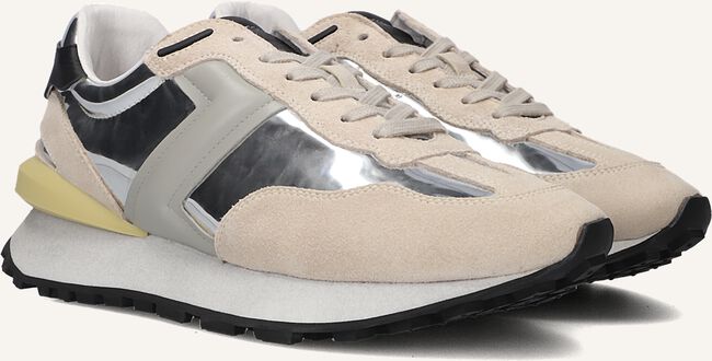 Zilveren LOLA CRUZ Lage sneakers 431Z88BK Zilveren LOLA CRUZ Lage sneakers 431Z88BK - large