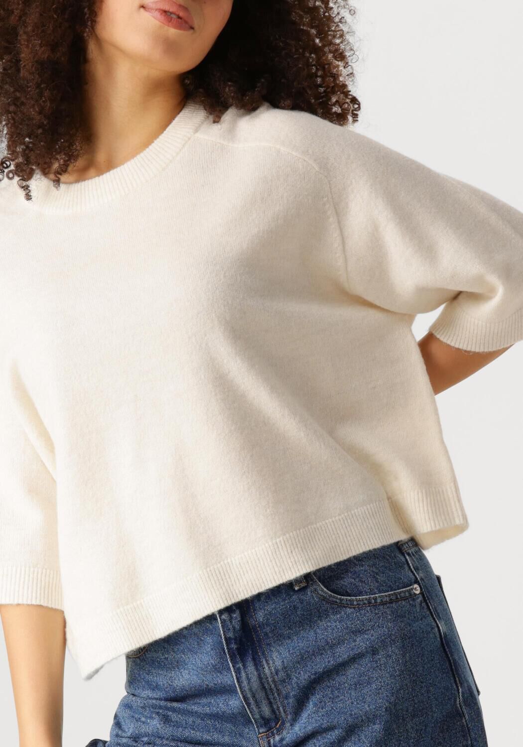 EDITED Dames Truien & Vesten Birla Knit Shirt Gebroken Wit