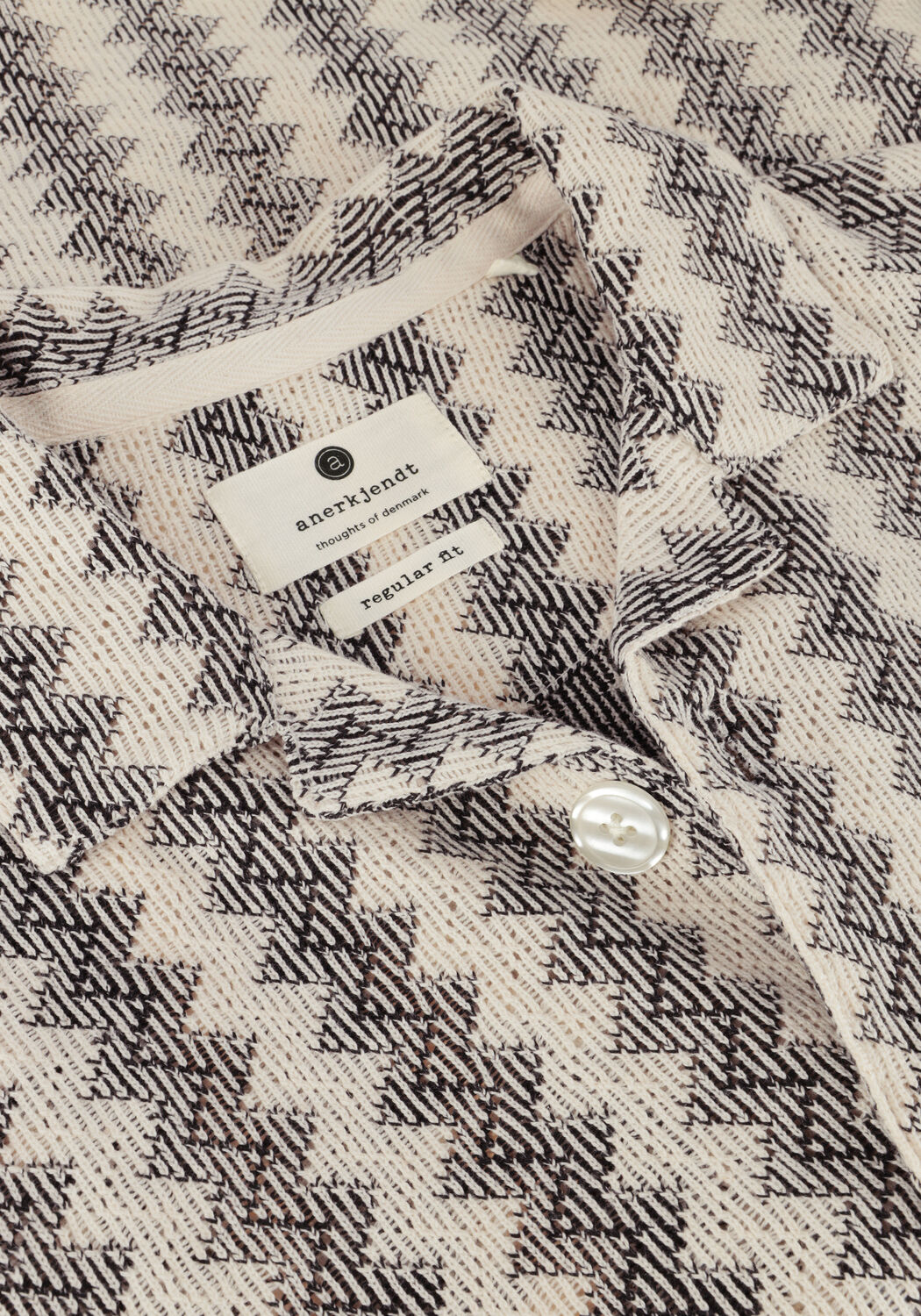 Gebroken wit ANERKJENDT Casual overhemd AKLEON JACQUARD S/S SHIRT - large