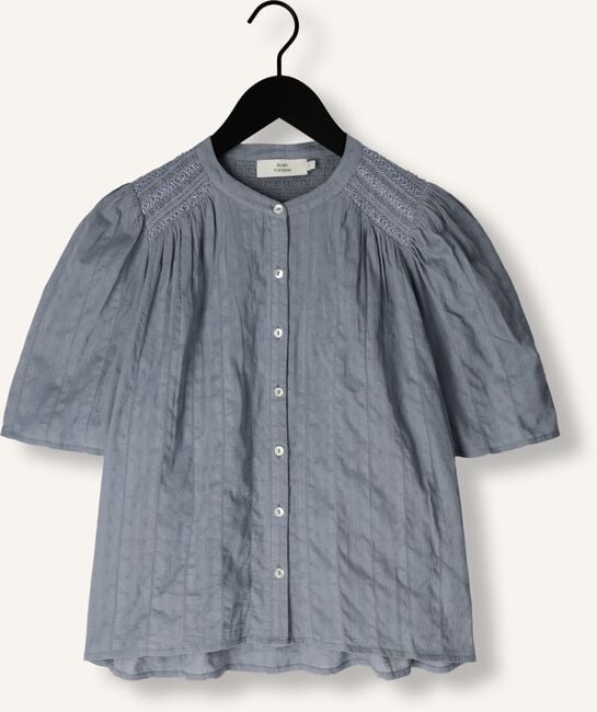 Lichtblauwe RUBY TUESDAY Blouses SAFIR BLOUSE WITH HALF SLEEVES AND SMOCK ON SHOULDER Lichtblauwe RUBY TUESDAY Blouses SAFIR BLOUSE WITH HALF SLEEVES AND SMOCK ON SHOULDER - large