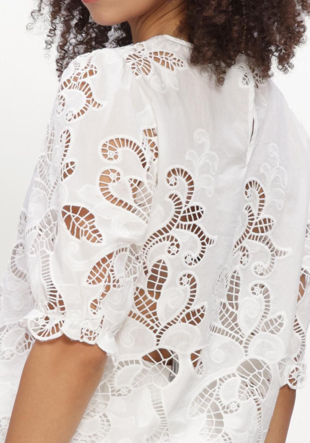 Witte NEO NOIR Blouses FIA EMBROIDERY BLOUSE - large
