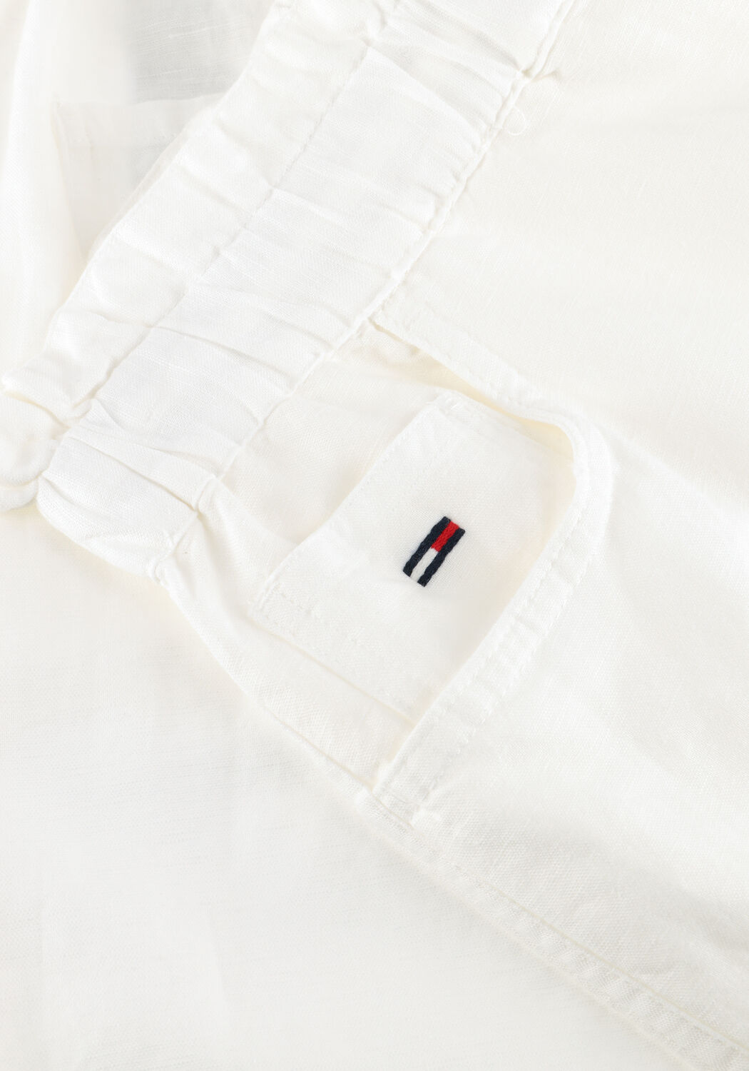 Witte TOMMY JEANS Korte broek TJW ESSENTIAL LINEN SHORTS - large