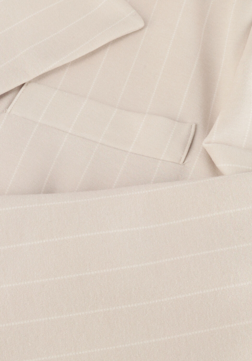 Witte BEAUMONT Blazer DAGMAR BOMBER - large