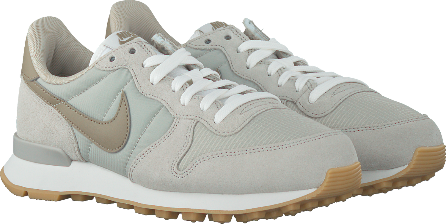 nike wmns beige