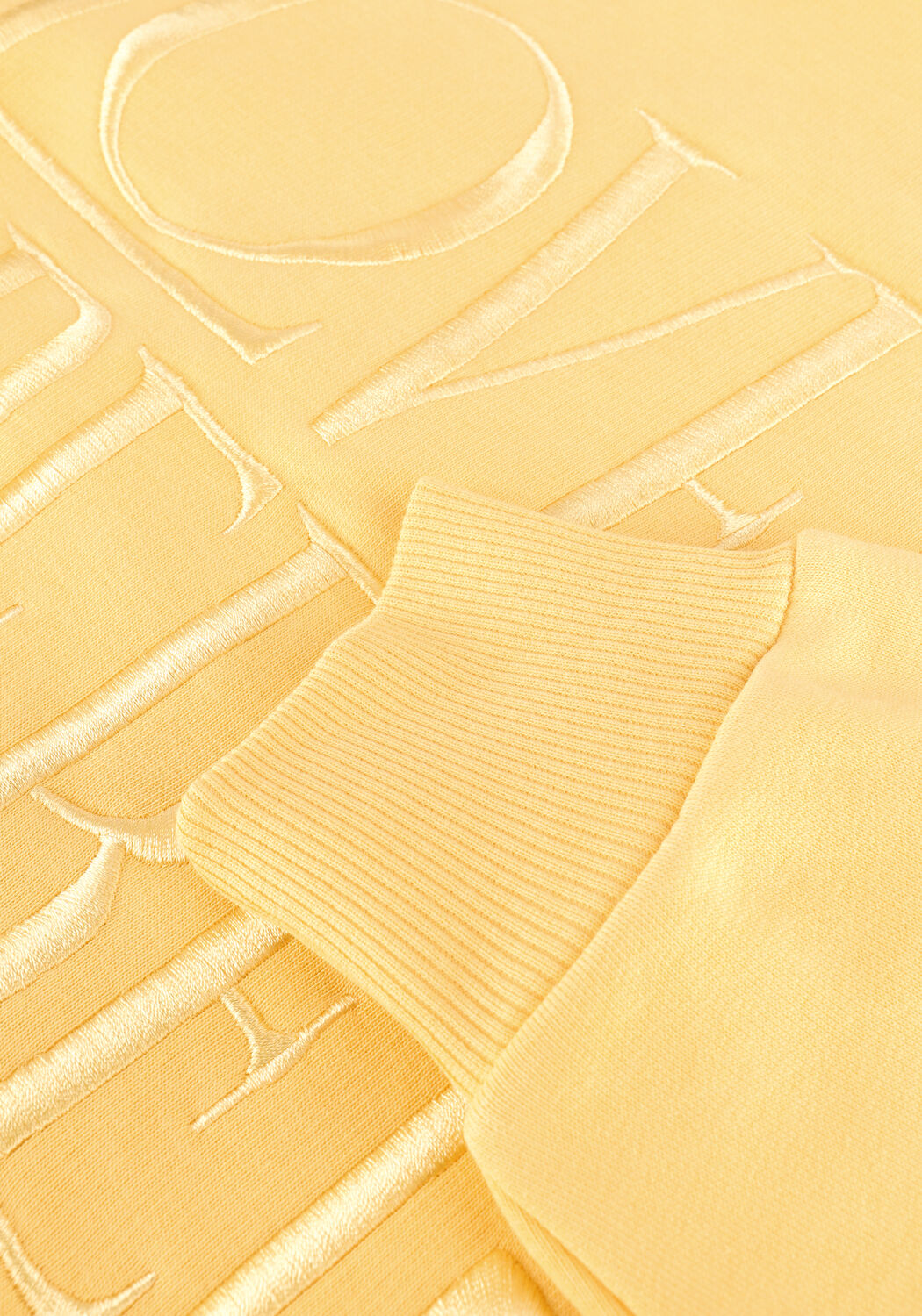 Gele COLOURFUL REBEL Sweater LOVERS EMBRO DROPPED SHOULDER SWEAT - large