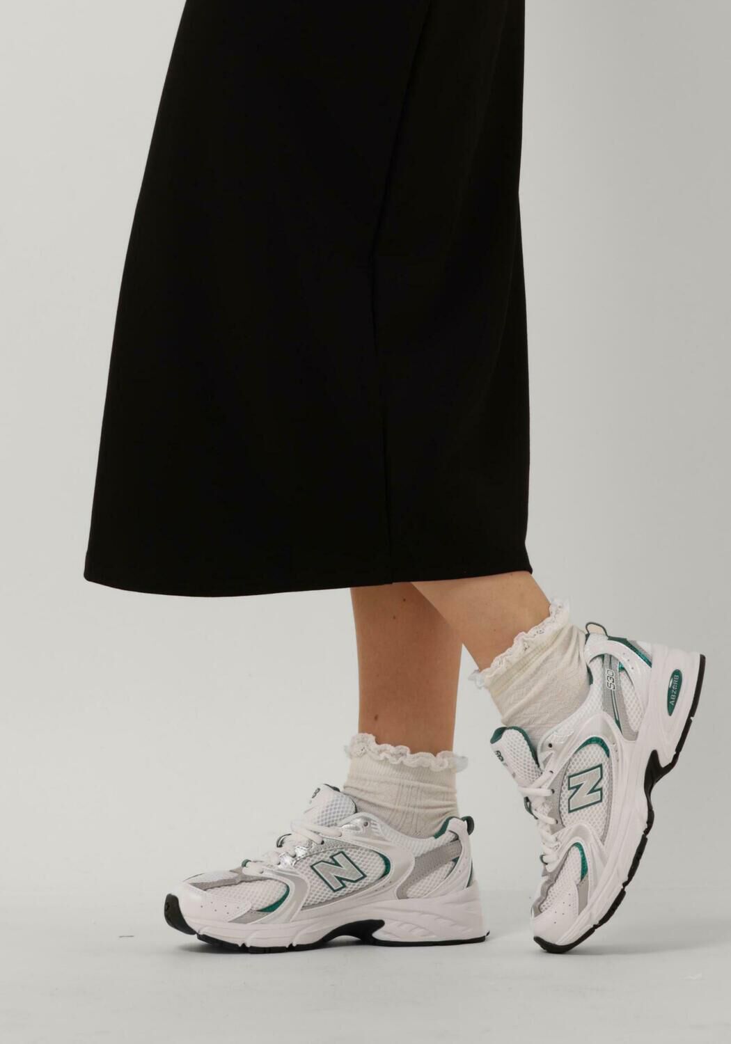 Witte NEW BALANCE Lage sneakers MR530 D - large