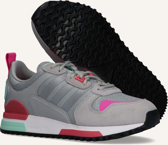 Grijze ADIDAS Lage sneakers ZX 700 HD W Grijze ADIDAS Lage sneakers ZX 700 HD W - large