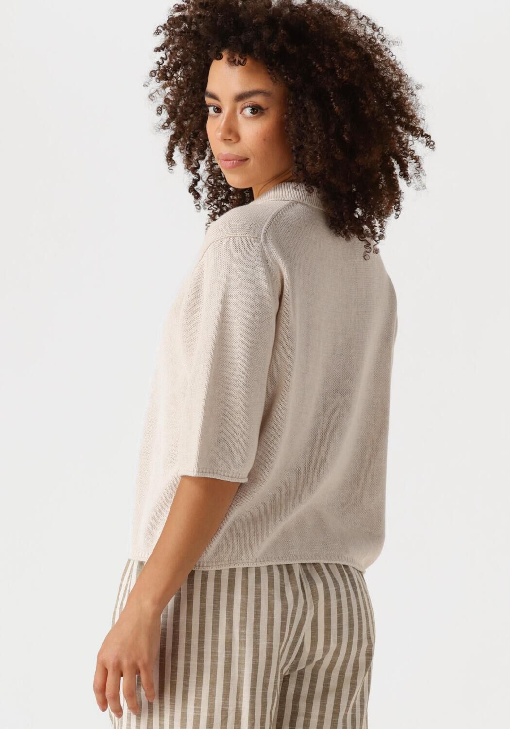 KNIT-TED Dames Truien & Vesten Yoshi Ecru