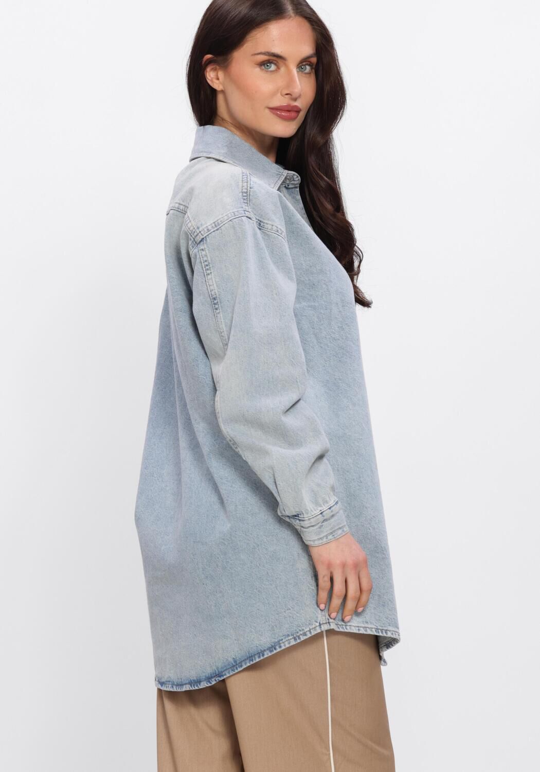 Lichtblauwe ALIX THE LABEL Blouses LADIES WOVEN FLOWY DENIM OVERSIZED BLOUSE - large