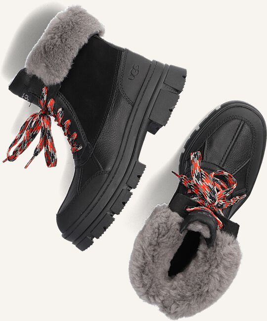 Zwarte UGG Vachtlaarzen W ASHTON ADDIE Zwarte UGG Vachtlaarzen W ASHTON ADDIE - large