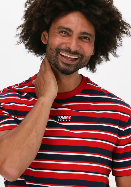 Rode TOMMY JEANS T-shirt TJM CENTRE GRAPHIC STRIPE TEE - large