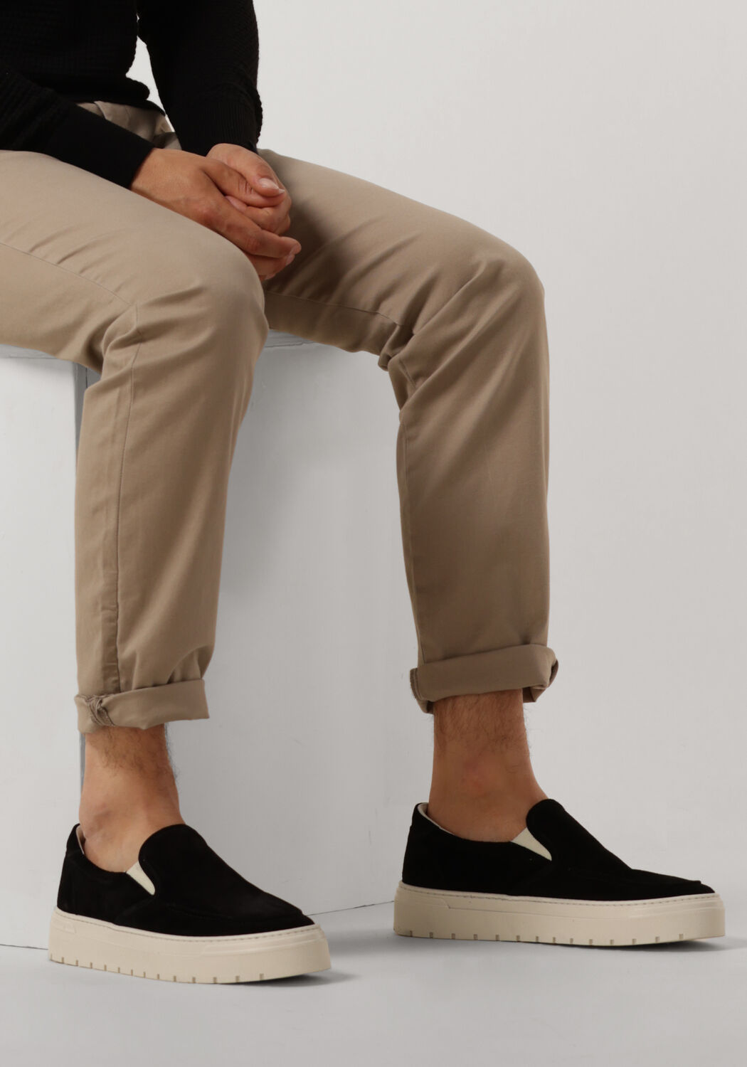 Zwarte ANTONY MORATO Loafers MMFW01559 - large