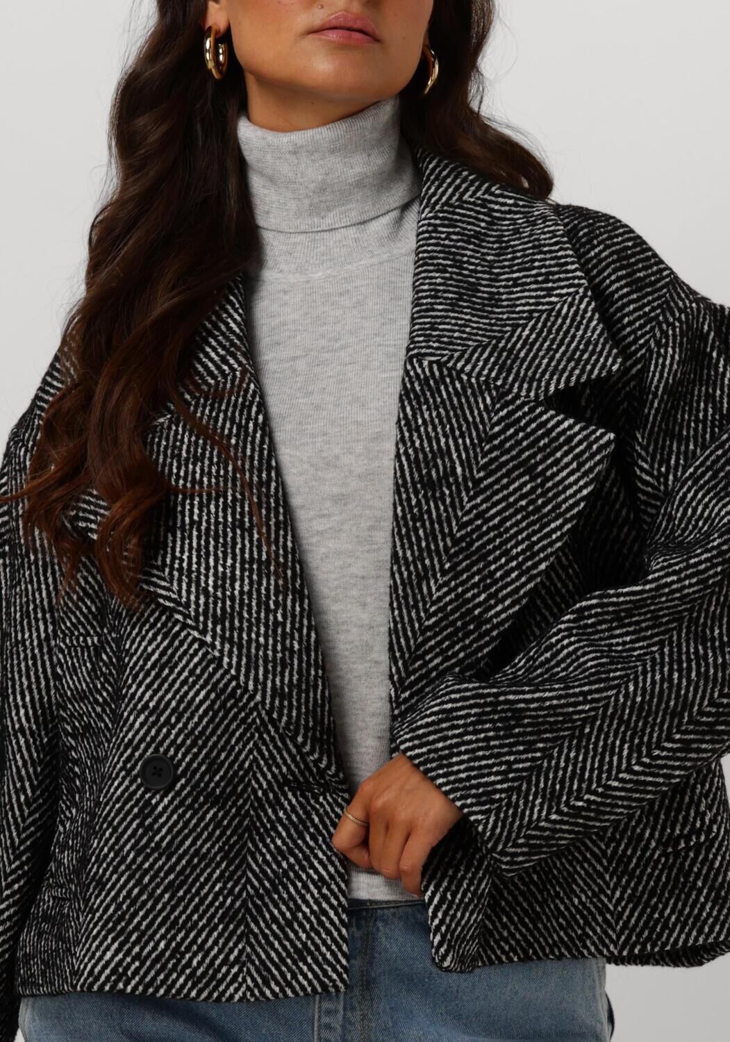 MY ESSENTIAL WARDROBE Dames Jassen Maggiemw Short Jacket Zwart