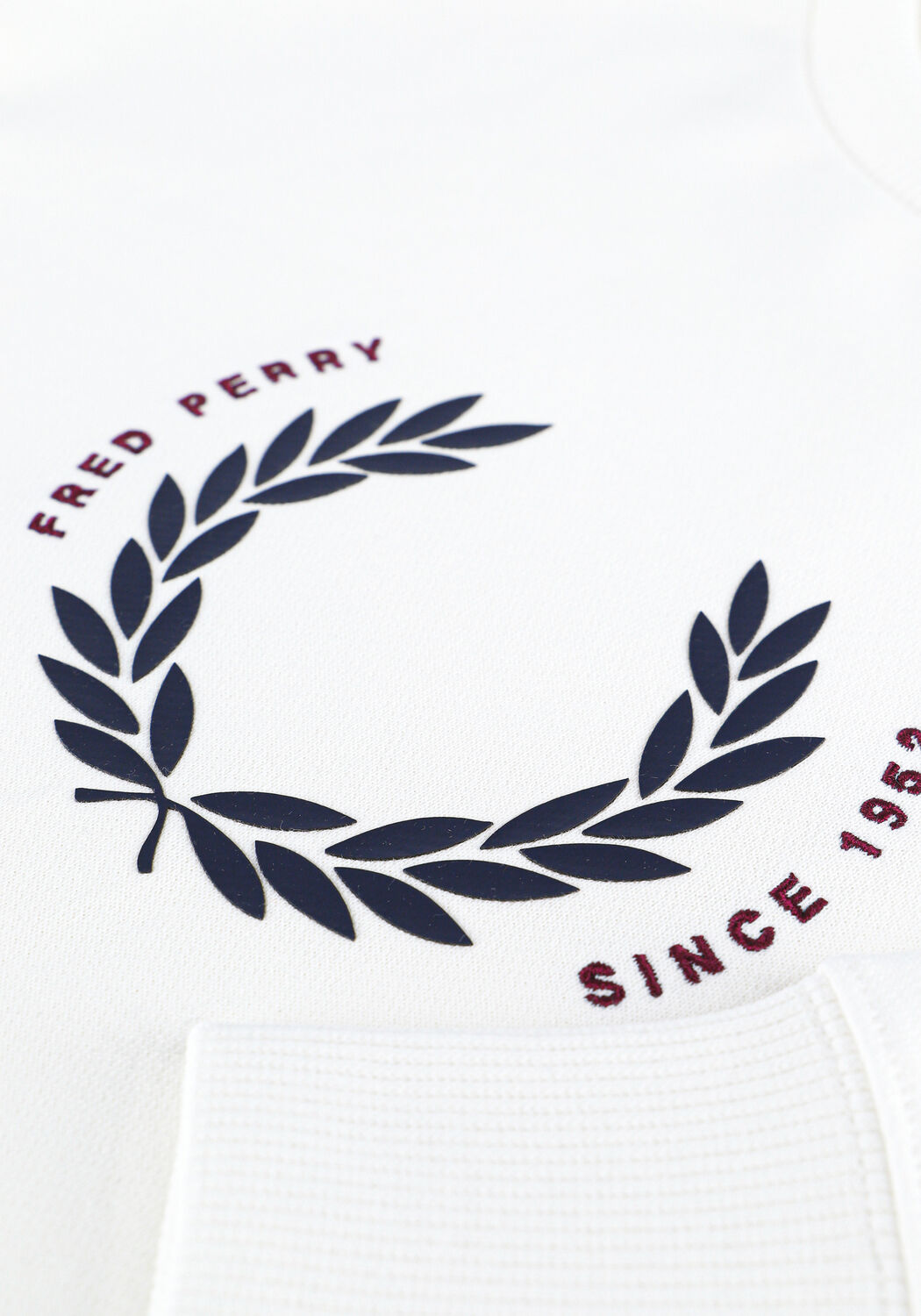 Gebroken wit FRED PERRY Sweater LAUREL WREATH SWEATSHIRT - large