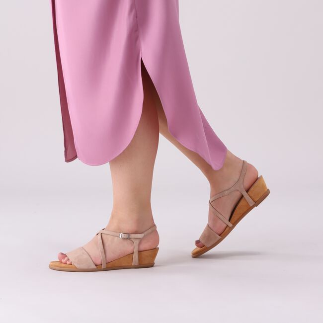 Beige UNISA Platte sandalen BAKIOSIN Beige UNISA Platte sandalen BAKIOSIN - large