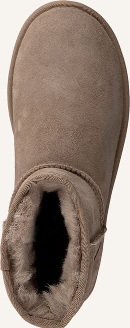 Taupe UGG Vachtlaarzen W CLASSIC MINI II Taupe UGG Vachtlaarzen W CLASSIC MINI II - large