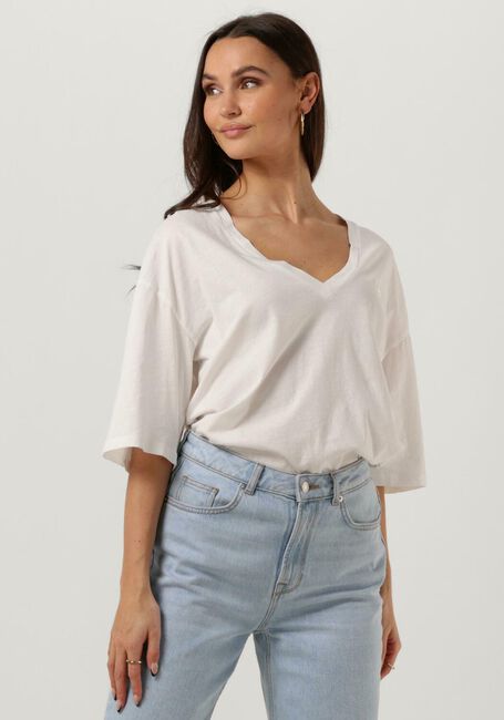 Witte ALIX THE LABEL T-shirt LADIES KNITTED OVERSIZED V-NECK T-SHIRT - large