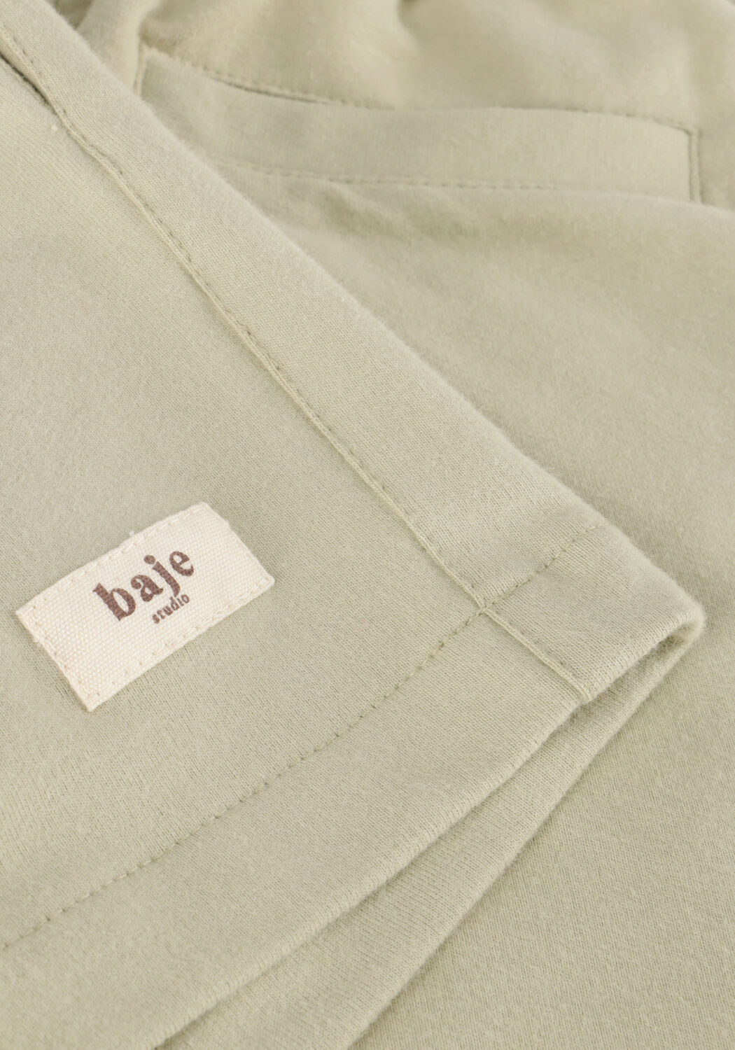 Groene BAJE STUDIO Korte broek MANU - large