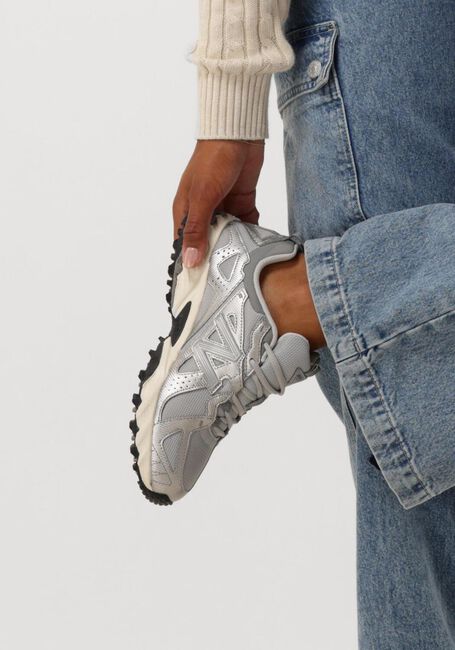Grijze NEW BALANCE Lage sneakers ML610 D - large