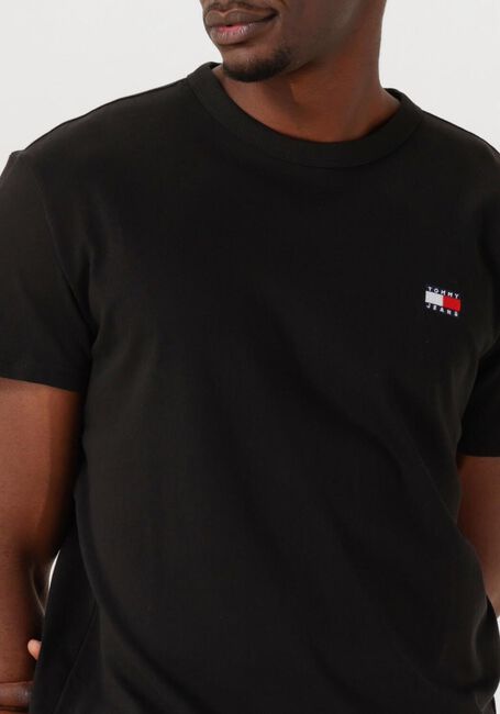 Zwarte TOMMY JEANS T-shirt TJM REG BADGE TEE EXT - large