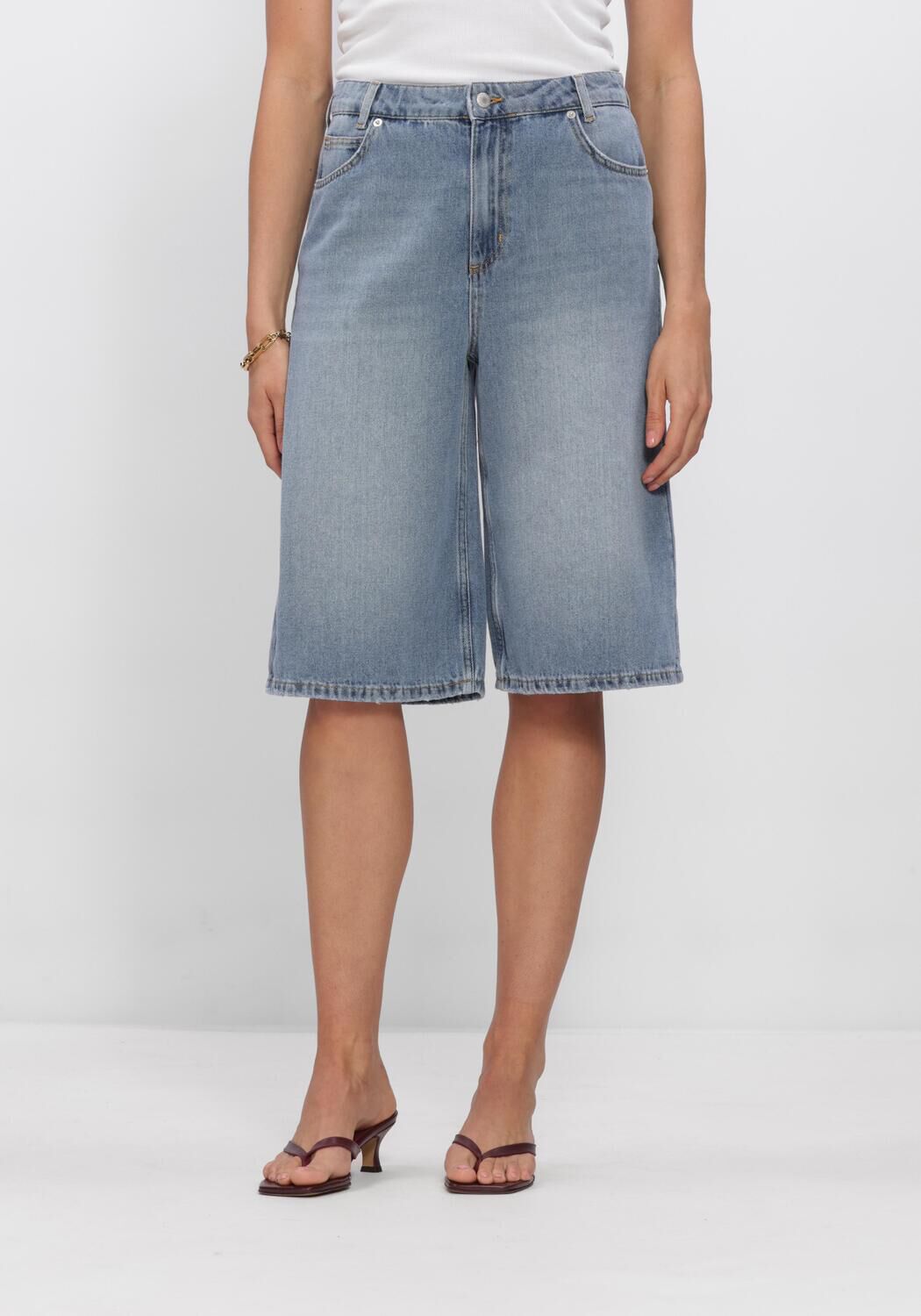 Blauwe COPENHAGEN MUSE Shorts CMANORA-BERMUDA - large