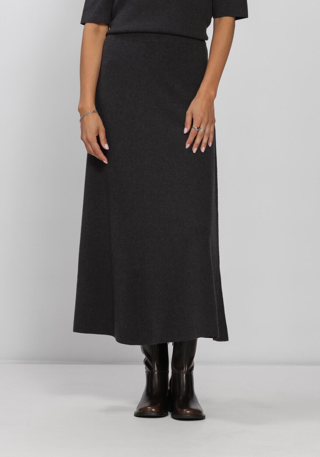 KNIT-TED Dames Rokken Veerle Skirt Donkergrijs